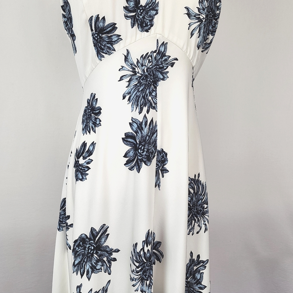 NWT Nordstrom Collection Silk Midi Slip Dress Size 6 Floral Ivory & Blue - Picture 3 of 14